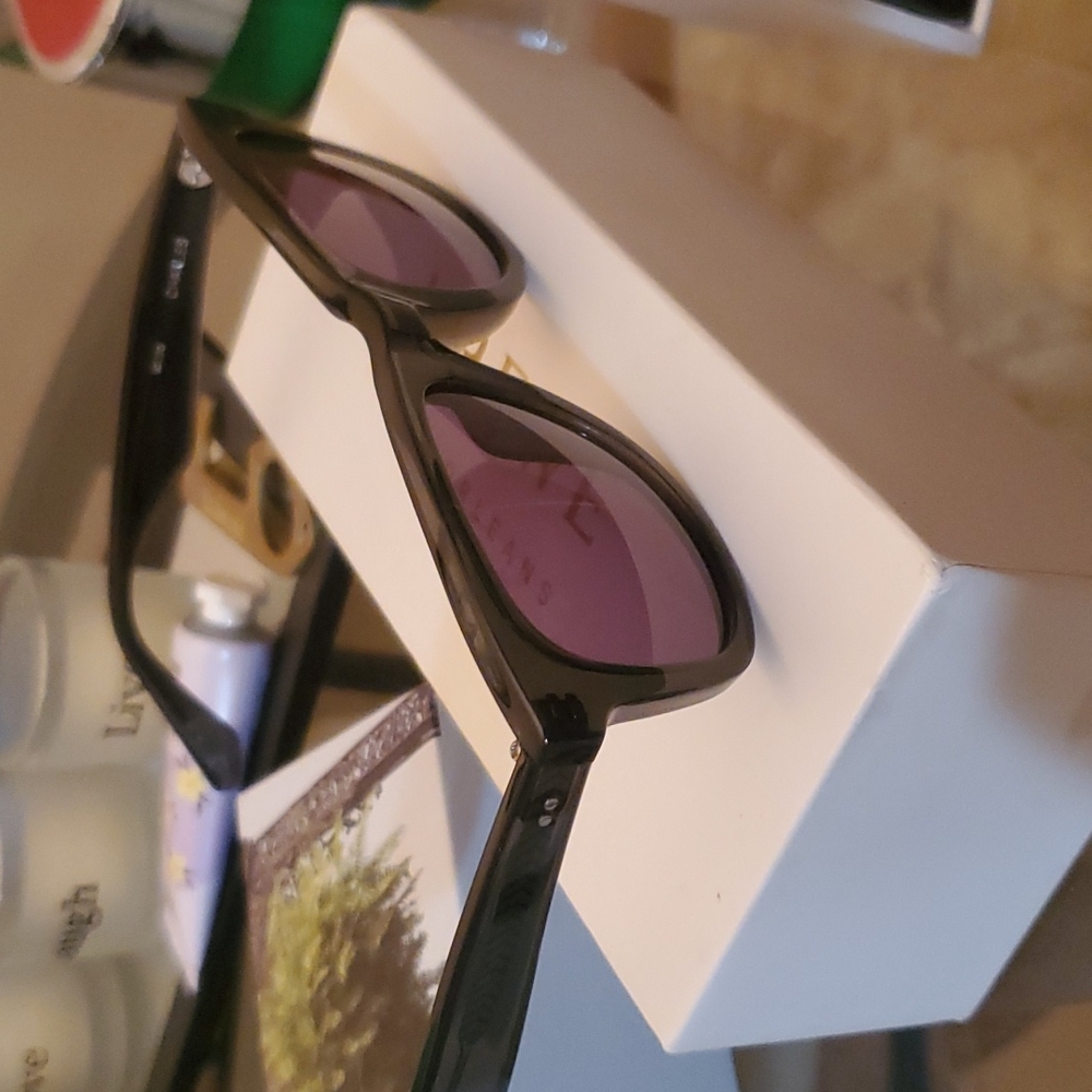 Brand new Krewe Charles sunglasses